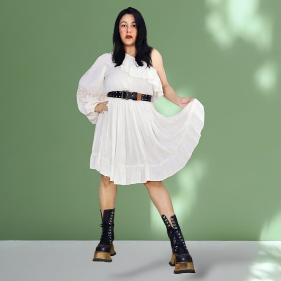 FP Jen's Pirate Booty NWOT one shoulder balloon sleeve crochet mini dress L - Picture 4 of 9